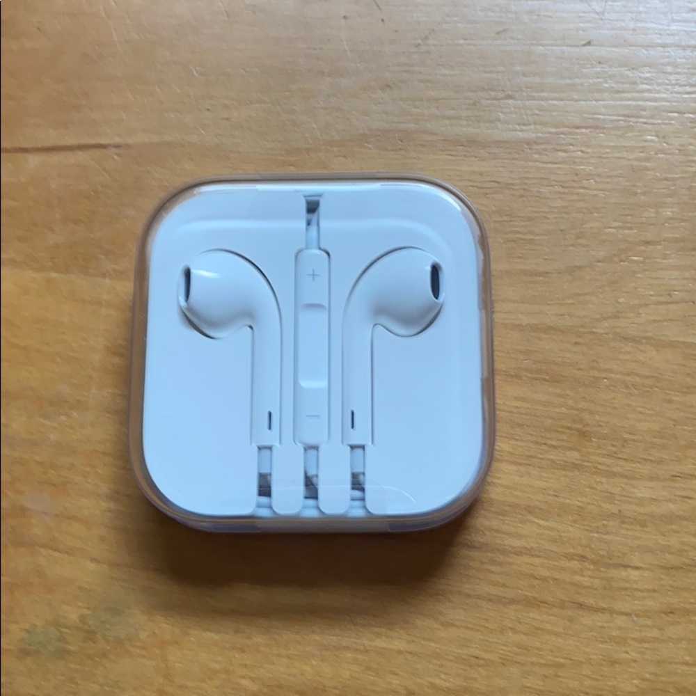 earbuds